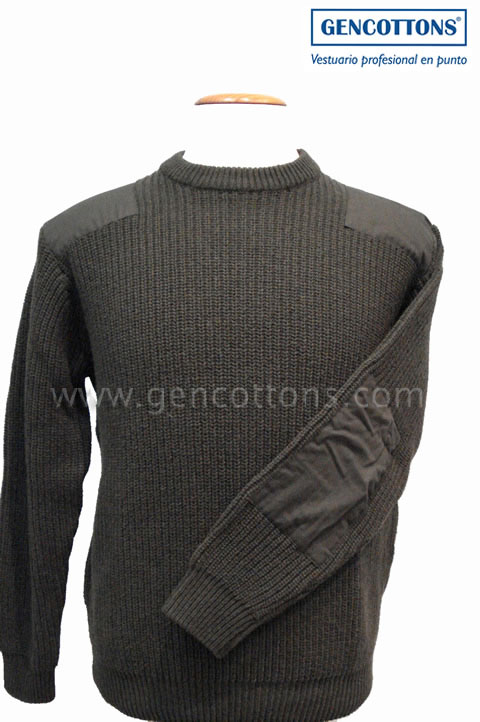 Jersey grueso de manga larga con refuerzos de sarga al tono en hombros y codos. Bajos y puños con elástico de 70 mm. de altura realizado en punto 1x1.